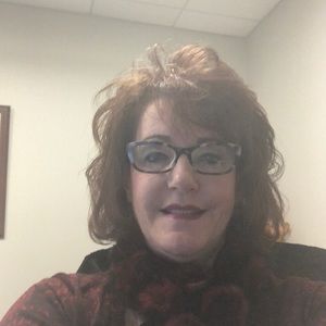 Meet your Posher, Janet